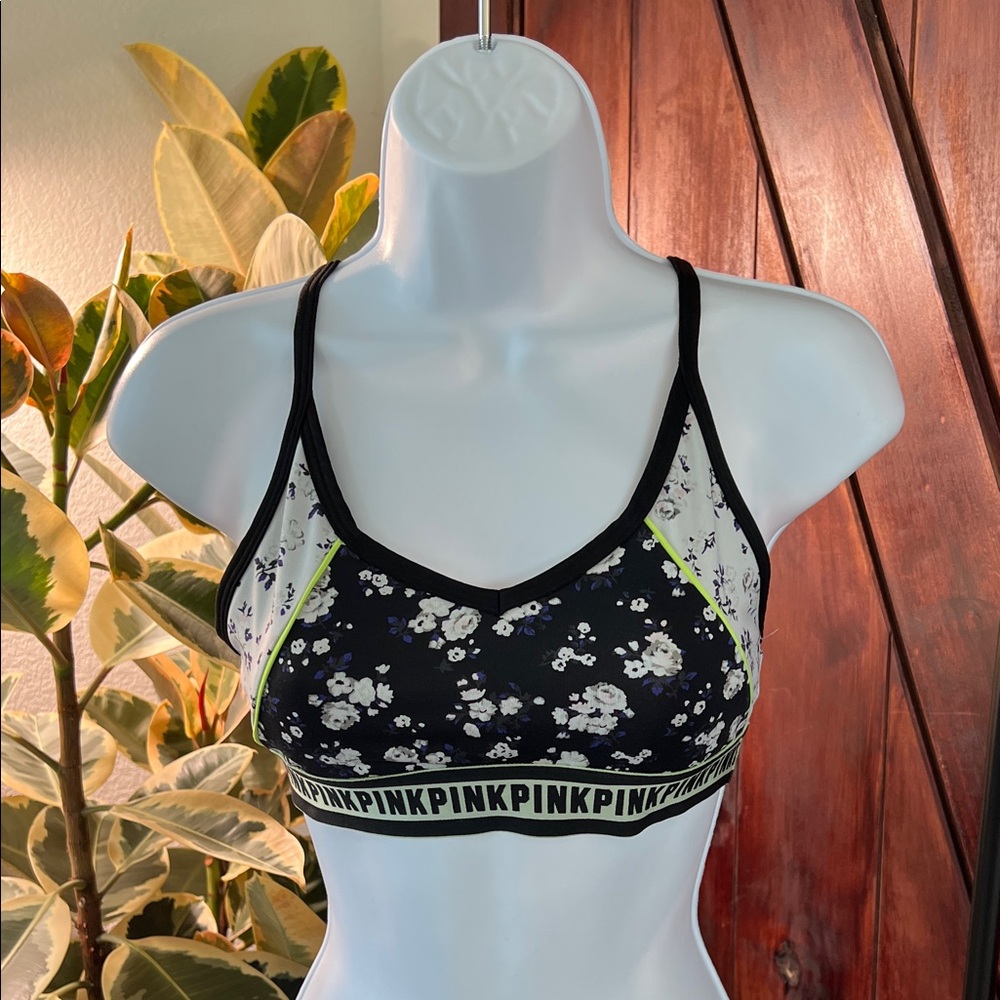 PINK Victoria's Secret Sports Bra